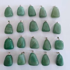 prívesok zelený avanturín cca 30x22mm